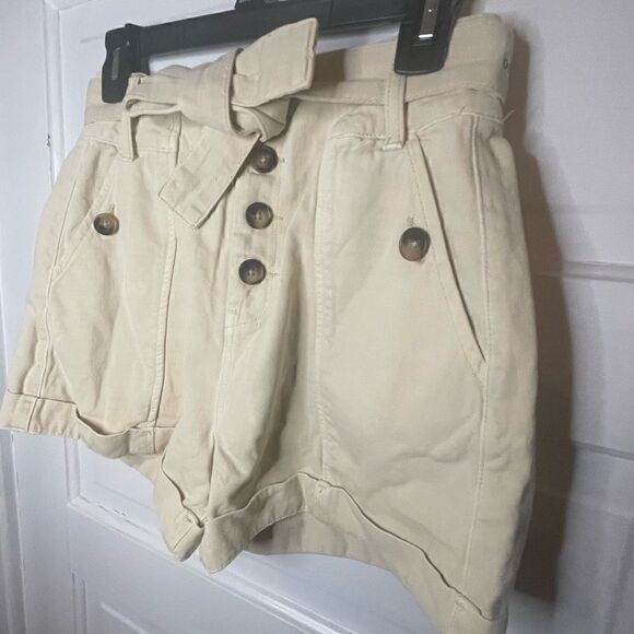 NWTs Blank NYC Marshmallow Shorts Size 27 - Picture 2 of 12